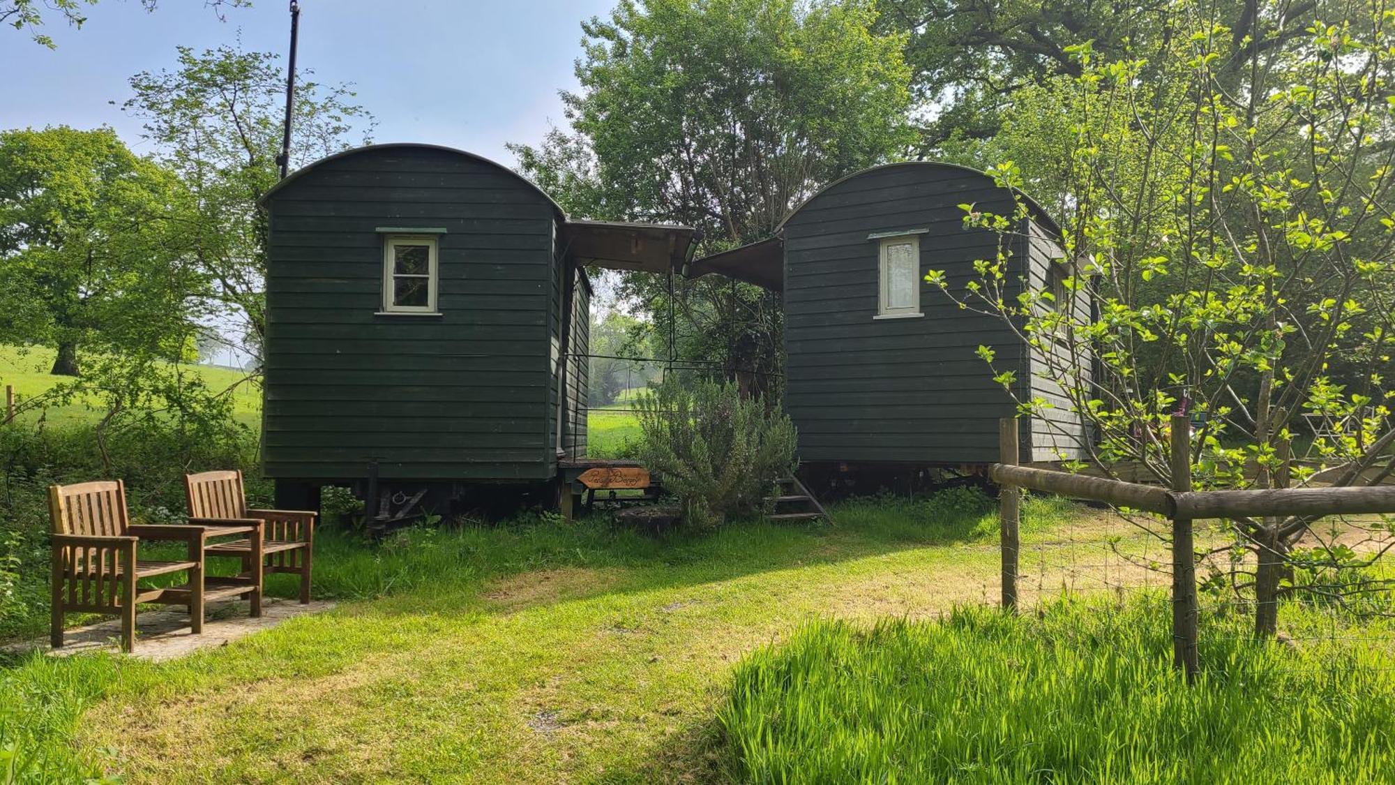 Penn Bergeyn Shepherd'S Huts เอ็กซิเตอร์ ภายนอก รูปภาพ